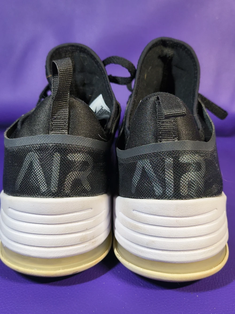 Nike Air Max Bella TR2 Icon Crash Women’s 7 Black